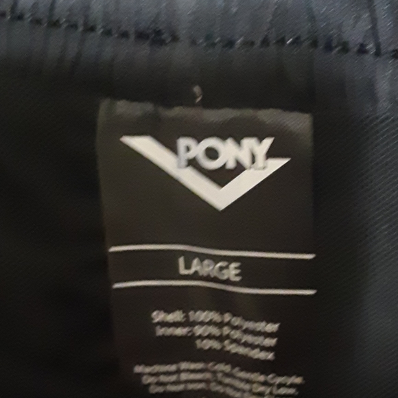 Pony brand shorts - Picture 2 of 5